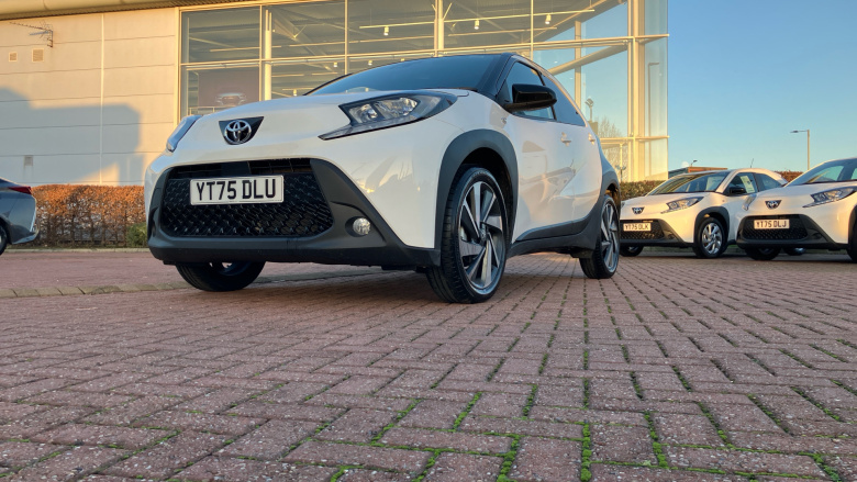 Toyota Aygo X 1.0 VVT-i Edge 5dr Petrol Hatchback